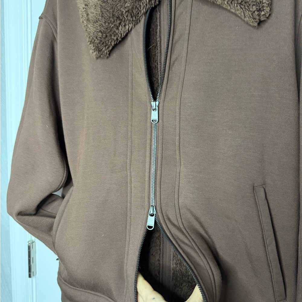 NWT Athleta Westbound Sherpa Chocolate Brown Jacket, size M - Picture 6 of 9